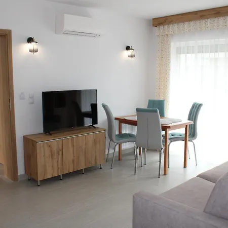 Mara Apartment *