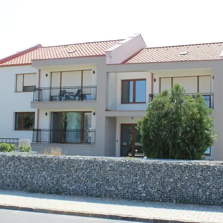 Mara Apartment